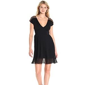 ❤️🎀Host Pick🎀French Connection Beaded Dress …